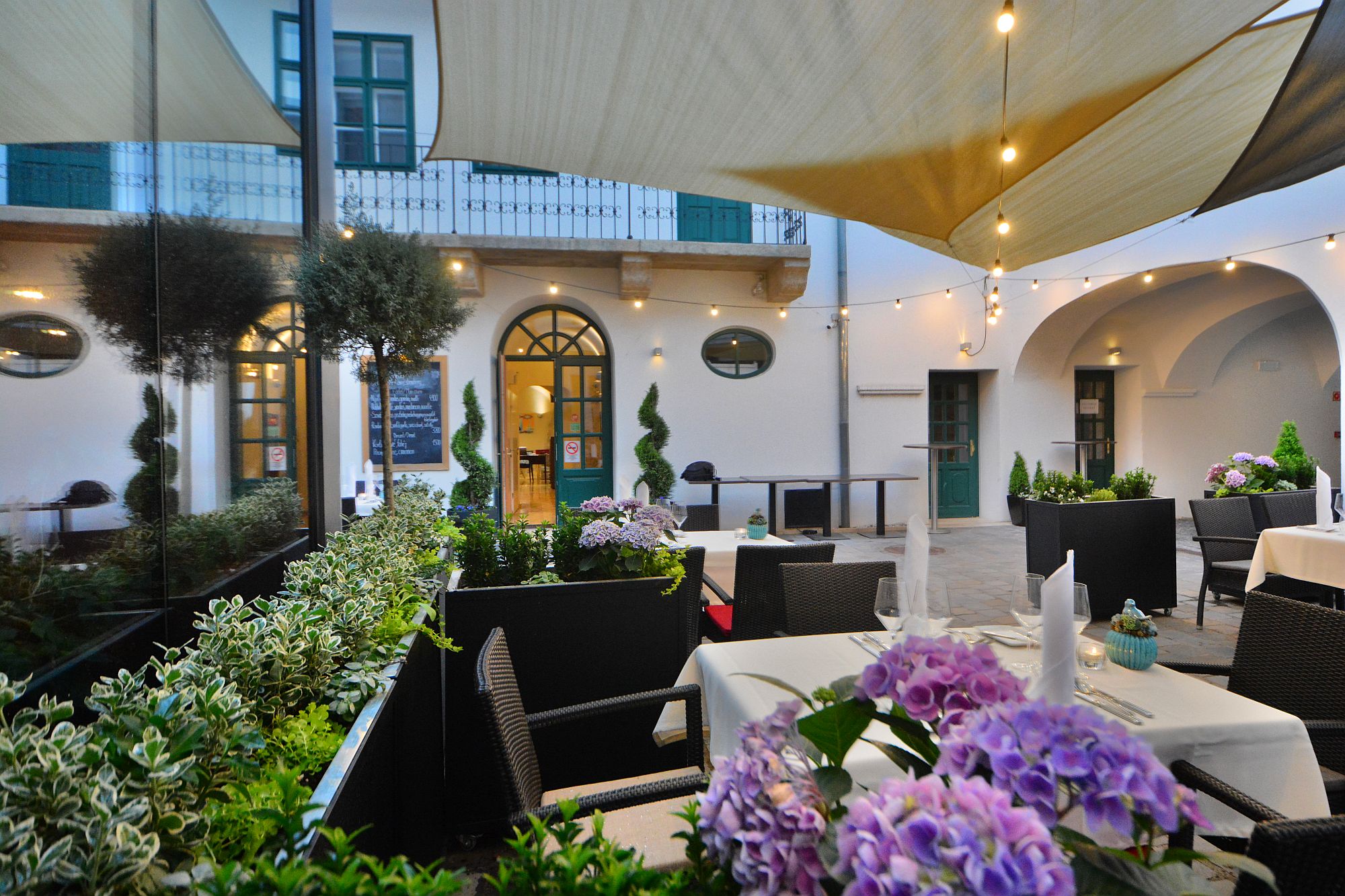 Újraterítés a 67Sigma étteremben - megújult az étlap és az italválaszték is